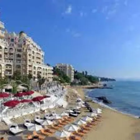 La Mer Luxury 4 Apartment Varna
